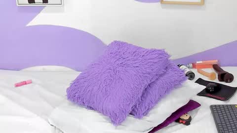 Snapshot of violeta_1404 chatting on November 2025 02:51:01 PM violeta_1404 online show from November 2025 02:51:01 PM