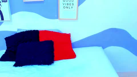 Snapshot of violeta_1404 chatting on December 2025 12:47:01 PM violeta_1404 online show from December 2025 12:47:01 PM