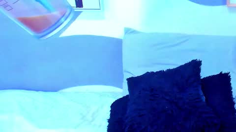 Snapshot of violeta_1404 chatting on December 2025 01:52:02 PM violeta_1404 online show from December 2025 01:52:02 PM