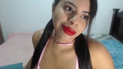 Snapshot of violeta_53 chatting on February 2025 12:06:02 PM Violeta online show from February 2025 12:06:02 PM