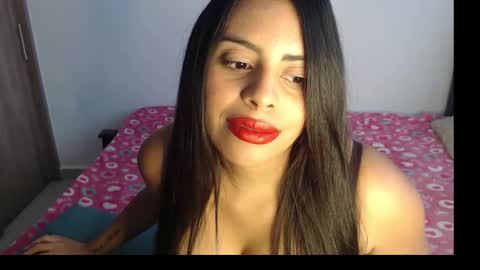 Snapshot of violeta_53 chatting on March 2025 12:11:02 PM Violeta online show from March 2025 12:11:02 PM
