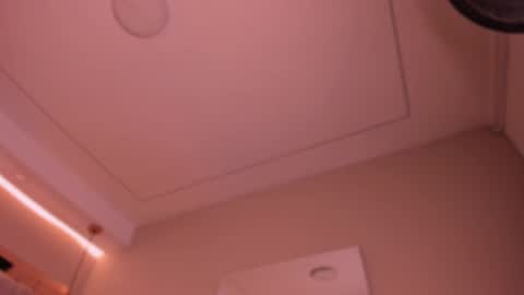 Violeta  online show from October 2025 11:19:01 AM