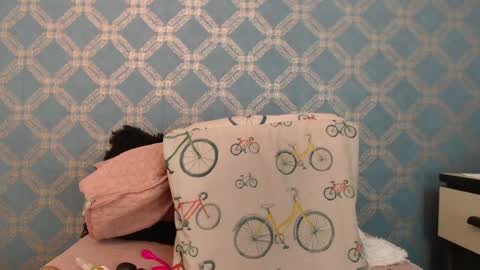 Violeta  online show from January 2025 08:18:01 PM