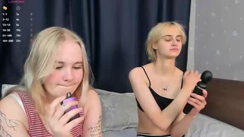 Dianashort hair Violetalong hair online show from February 2026 04:16:01 AM