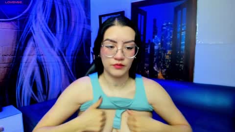    online show from December 2024 09:19:01 PM