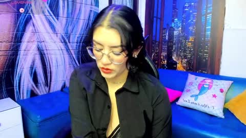     online show from January 2025 09:14:02 PM