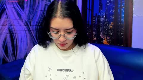     online show from February 2025 09:07:02 PM