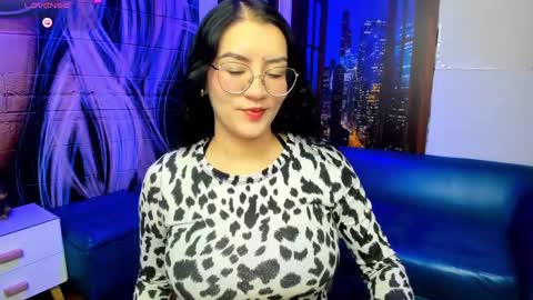     online show from February 2025 09:14:01 PM