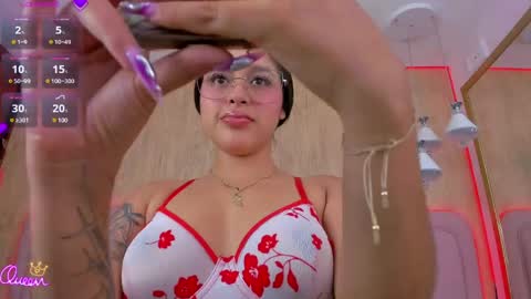 Snapshot of violeta_garcia chatting on April 2026 10:13:01 AM Violeta Garcia online show from April 2026 10:13:01 AM