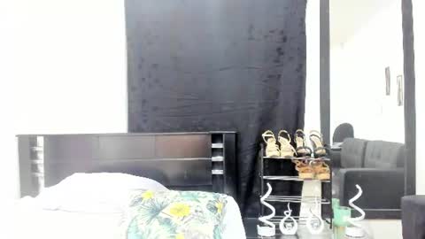 violeta_gracee online show from June 2026 11:26:01 PM