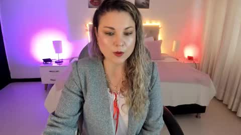 violeta_hotter_ online show from October 2025 11:51:02 AM