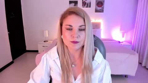 violeta_hotter_ online show from October 2025 10:52:02 AM