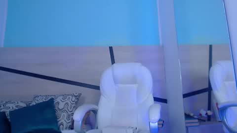 Snapshot of violeta_leon chatting on January 2025 06:09:02 AM Violeta leon online show from January 2025 06:09:02 AM