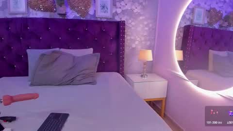 violeta_medina online show from October 2025 11:33:01 AM