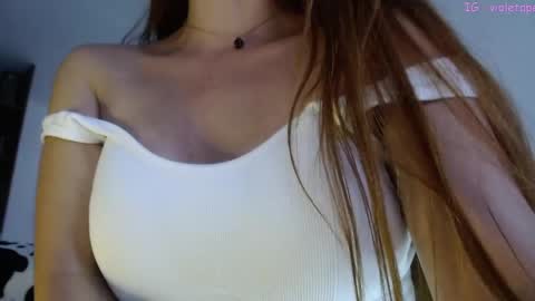 Snapshot of violeta_peter69 chatting on December 2024 09:23:01 PM Violeta Peter online show from December 2024 09:23:01 PM