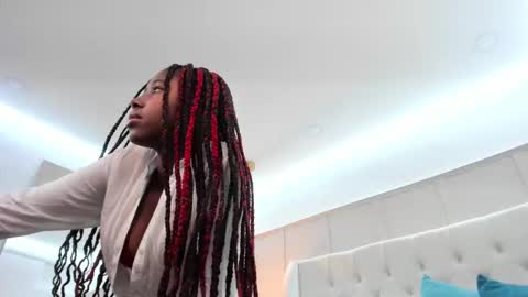 Snapshot of violeta_ruiz_ chatting on March 2025 01:47:01 AM violeta_ruiz_ online show from March 2025 01:47:01 AM