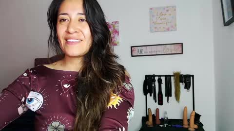 violeta_scott_ online show from June 2026 01:01:01 PM