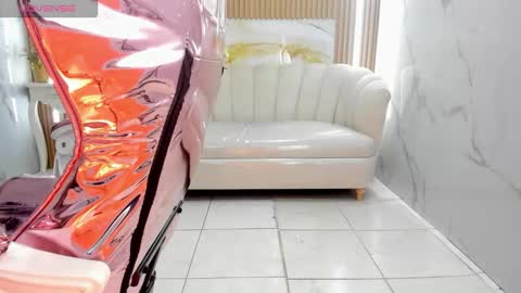 IG violeta sub online show from November 2025 01:10:01 PM