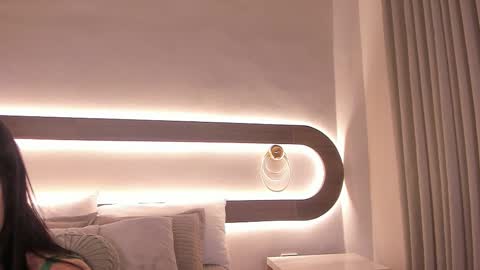 Snapshot of violeta_sum chatting on March 2026 12:52:02 PM Violeta Sum online show from March 2026 12:52:02 PM