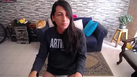 Violeta Gmez online show from May 2026 02:36:02 PM