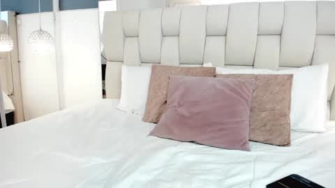 Violeta online show from December 2024 03:25:01 AM