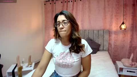Snapshot of violetascott_ chatting on February 2025 12:42:01 PM VIOLETA online show from February 2025 12:42:01 PM