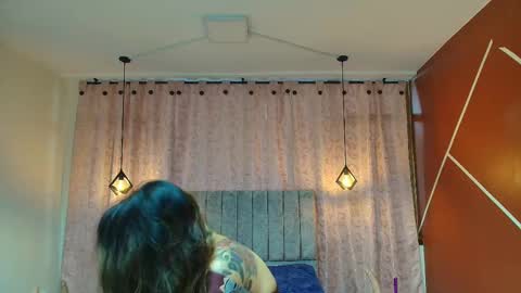 Snapshot of violetascott_ chatting on September 2025 12:17:02 PM VIOLETA online show from September 2025 12:17:02 PM