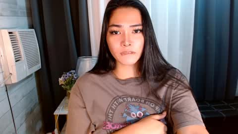 Snapshot of violetasha chatting on December 2024 02:58:02 PM violet online show from December 2024 02:58:02 PM