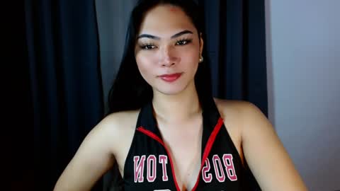 Snapshot of violetasha chatting on February 2025 01:13:01 AM violet online show from February 2025 01:13:01 AM