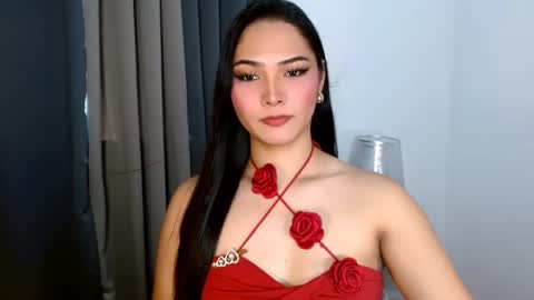 Snapshot of violetasha chatting on February 2025 07:05:01 AM violet online show from February 2025 07:05:01 AM
