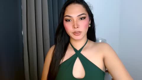 Snapshot of violetasha chatting on February 2025 08:20:01 AM violet online show from February 2025 08:20:01 AM