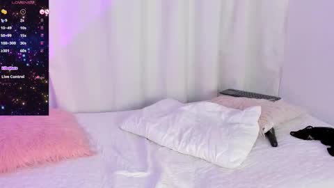 Violeta online show from March 2025 03:24:01 PM