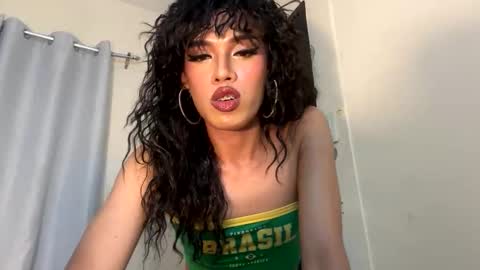 Violet online show from January 2025 04:59:01 PM