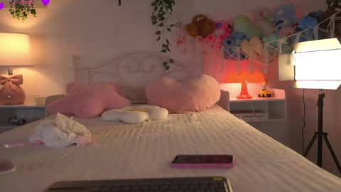 violeth___ online show from May 2026 10:12:01 AM