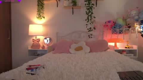 violeth___ online show from June 2026 10:06:02 AM