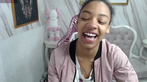 Snapshot of violeth_b chatting on December 2024 12:51:02 PM violeth_b online show from December 2024 12:51:02 PM