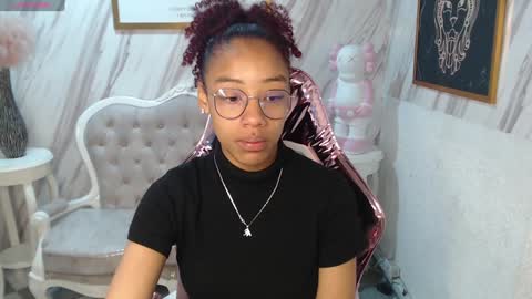 Snapshot of violeth_b chatting on January 2025 12:42:01 PM violeth_b online show from January 2025 12:42:01 PM