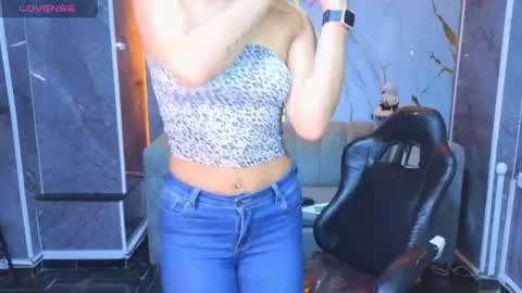 violeth_b online show from June 2026 12:48:01 PM