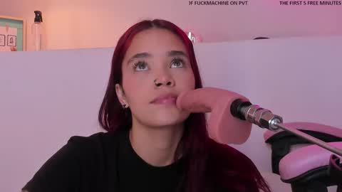 Violeth Hill online show from February 2026 07:29:01 PM