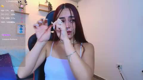 Snapshot of violeth_rosse_ chatting on February 2026 01:15:02 AM violeth_rosse_ online show from February 2026 01:15:02 AM