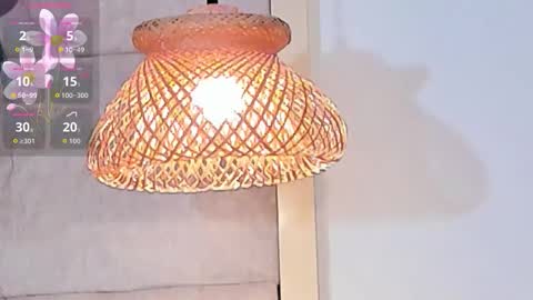 Snapshot of violethilton chatting on November 2025 07:13:02 PM violeth online show from November 2025 07:13:02 PM