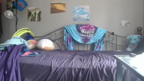 Snapshot of violethooper chatting on March 2026 04:44:02 PM Violet Hooper online show from March 2026 04:44:02 PM