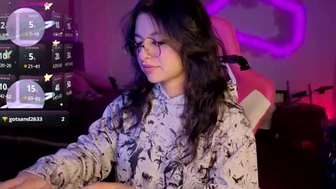 Snapshot of violetqs chatting on March 2026 07:54:01 PM online show from March 2026 07:54:01 PM