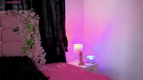   online show from May 2026 06:57:01 PM