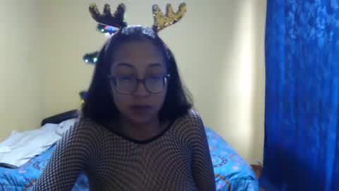 Violet777  online show from December 2024 12:27:02 PM