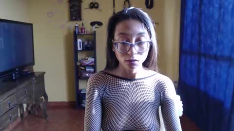 Violet777  online show from November 2025 09:26:02 PM