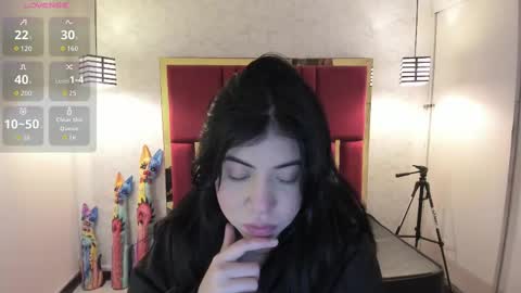 Snapshot of violetsmith_3 chatting on October 2025 11:53:02 AM Violeta online show from October 2025 11:53:02 AM