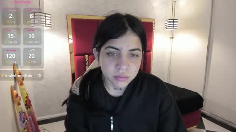 Snapshot of violetsmith_3 chatting on October 2025 11:33:02 AM Violeta online show from October 2025 11:33:02 AM