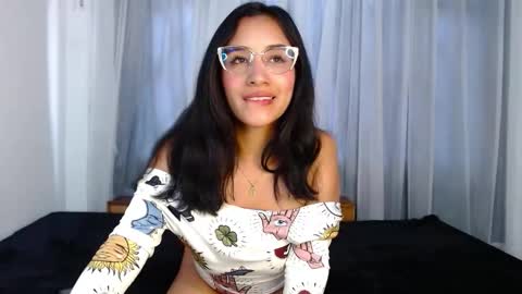 Snapshot of violetsweet_cs chatting on September 2025 09:26:01 PM violetsweet_cs online show from September 2025 09:26:01 PM