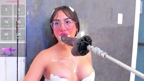 Snapshot of violett_collins_ chatting on October 2025 08:02:02 AM Violett online show from October 2025 08:02:02 AM